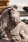 Bangkok Wat Pho, detail of the eastern vihan around the ubosot. 